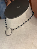 Choker-blue faceted stones with silver ring in front